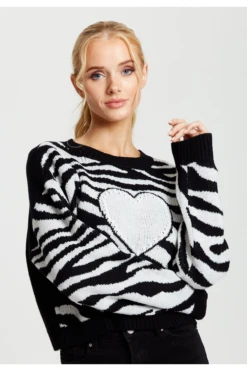Liquorish Heart Jumper In Black And White Zebra Pattern -Liquorish || Yumi Shop 0DGoPNS0 13880
