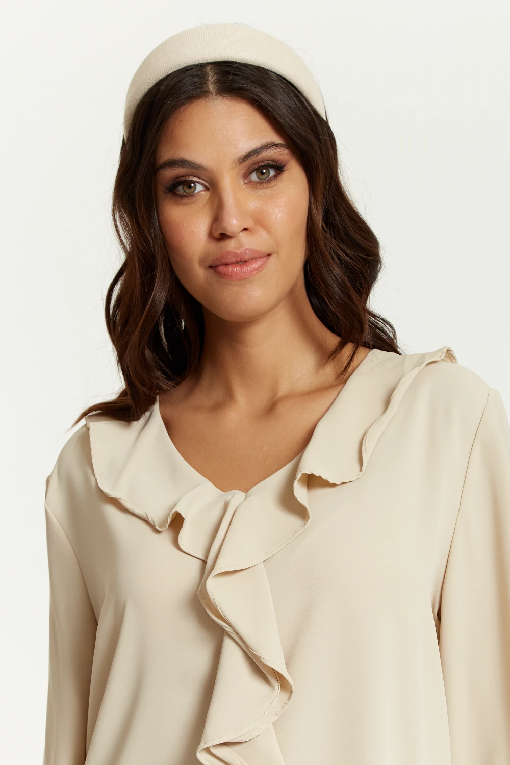 Hoxton Gal Relaxed Fit 3/4 Sleeve Frilled Front Detail Tunic 6 Hoxton Gal Relaxed Fit 3/4 Sleeve Frilled Front Detail Tunic - Image 4