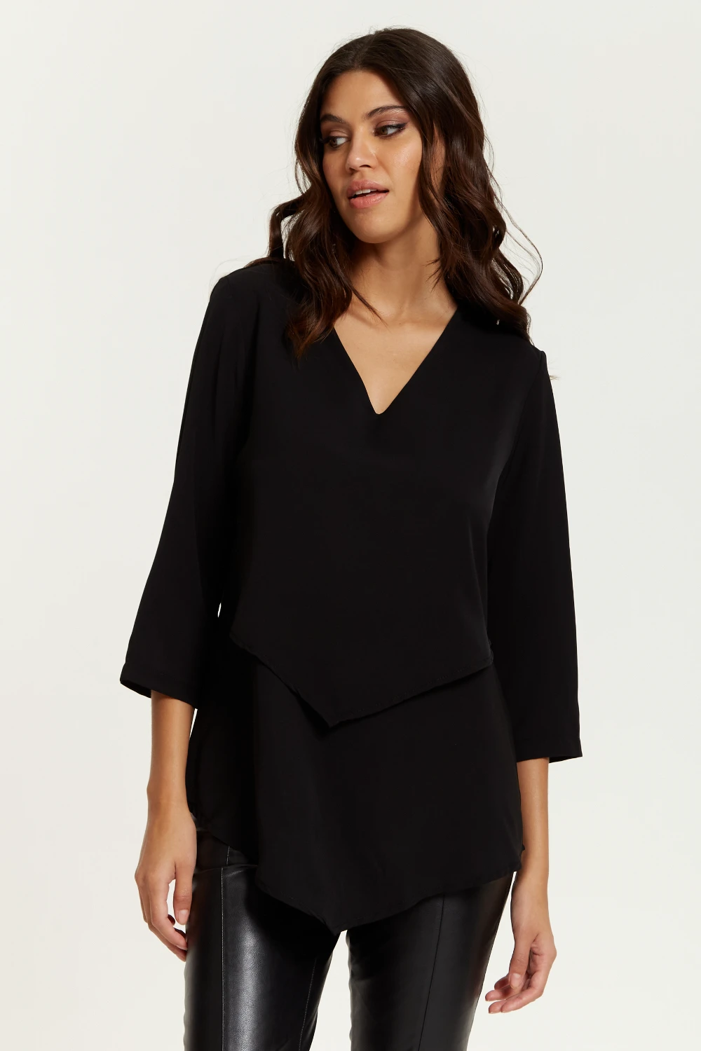 Hoxton Gal 3/4 Sleeves V Neck Layered Relaxed Fit Top 4 Hoxton Gal 3/4 Sleeves V Neck Layered Relaxed Fit Top - Image 2