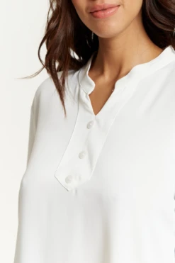 Hoxton Gal Long Sleeves White Tunic With Button Details 12 Hoxton Gal Long Sleeves White Tunic With Button Details -Liquorish || Yumi Shop 7FjppkSQ 14938