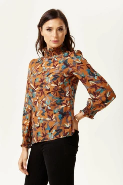 Liquorish Divine Floral Print Top Long Sleeves Tuscany -Liquorish || Yumi Shop 9O3AvU3e 8113