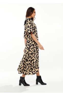 Liquorish Animal Print Maxi Wrap Dress With Kimono Sleeves -Liquorish || Yumi Shop HiT3eHYp 13869