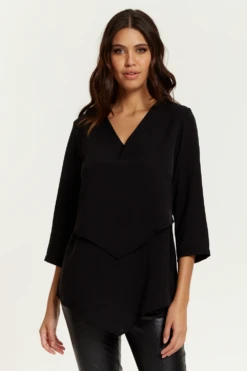 Hoxton Gal 3/4 Sleeves V Neck Layered Relaxed Fit Top