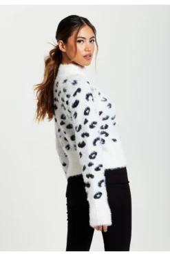 Liquorish Fluffy Animal High Neck Jumper In Black And White -Liquorish || Yumi Shop O3iRmTuI 12815