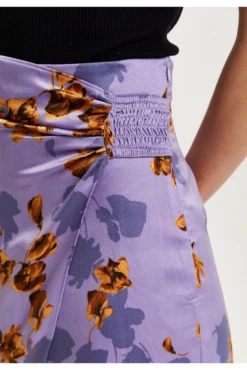 Liquorish Purple Floral Midi Skirt With Ruching Detail 13 Liquorish Purple Floral Midi Skirt With Ruching Detail -Liquorish || Yumi Shop OHWtQZth 15650