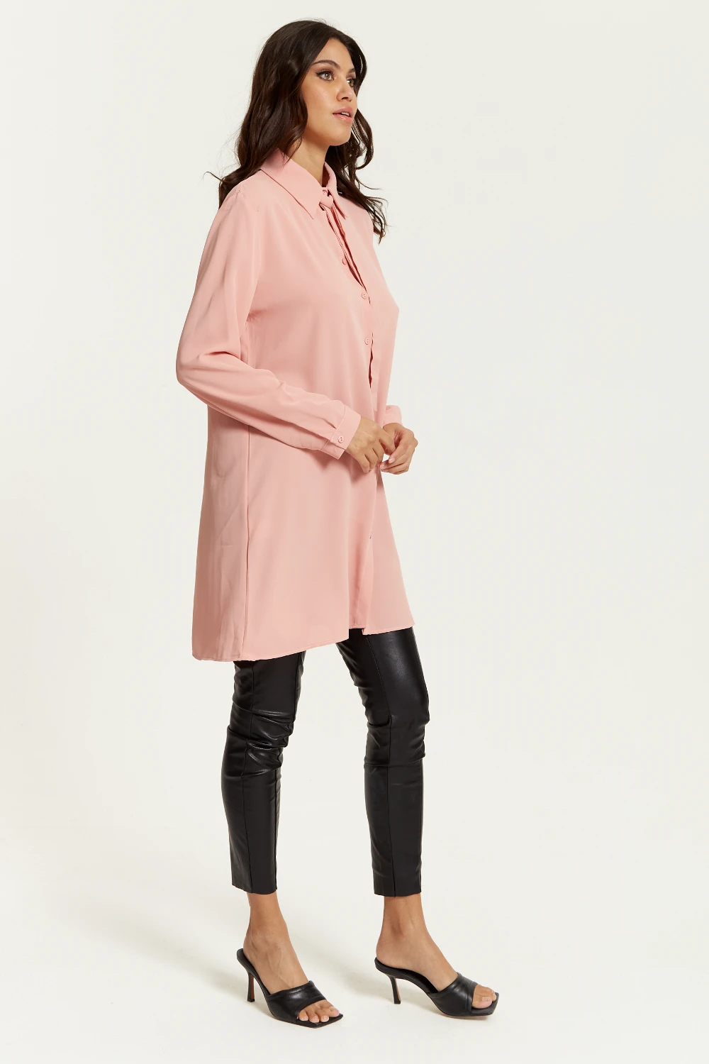 Hoxton Gal Oversized Tie Detailed Shirt Tunic 6 Hoxton Gal Oversized Tie Detailed Shirt Tunic - Image 4