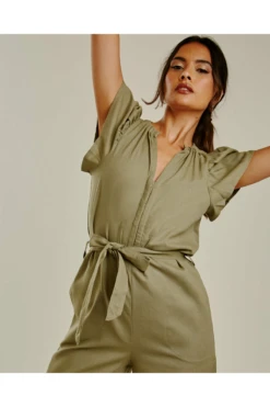 Dusty Pink Wide Leg Belted Jumpsuit | Light Khaki -Liquorish || Yumi Shop Qyk9FYl7 11545