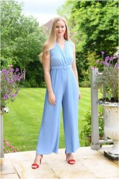 Mela London Blue Pleated Jumpsuit With Belt 12 Mela London Blue Pleated Jumpsuit With Belt -Liquorish || Yumi Shop Ww9rjmMG 13387