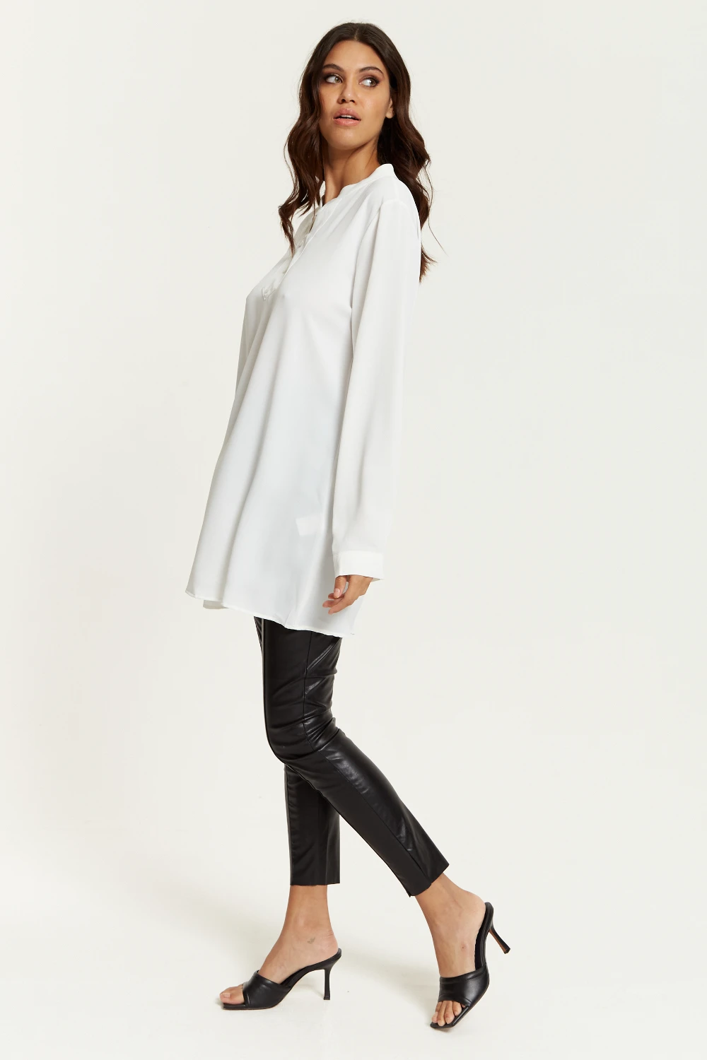 Hoxton Gal Long Sleeves White Tunic With Button Details 5 Hoxton Gal Long Sleeves White Tunic With Button Details - Image 3
