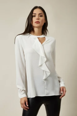 Hoxton Gal Oversize Top Ruffle Front Relax Fit Blouse White
