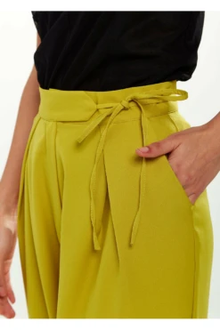 Liquorish Tie Waist Wide Leg Trousers In Pistachio -Liquorish || Yumi Shop eMUOrJPM 8005