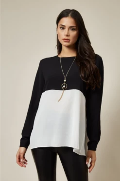 Hoxton Gal Long Sleeve Relaxed Fit Block Top With Necklace 15 Hoxton Gal Long Sleeve Relaxed Fit Block Top With Necklace -Liquorish || Yumi Shop fmMgUYE3 12093