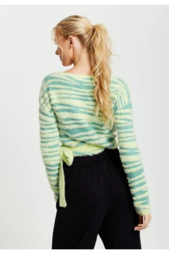 Liquorish Textured Zebra Wrap Cardigan In Yellow And Green -Liquorish || Yumi Shop jegs74bw 12814