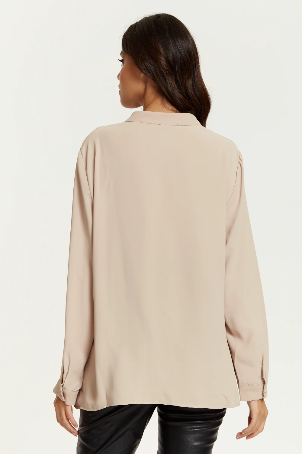 Hoxton Gal Oversized Detailed Neck Crepe Top 6 Hoxton Gal Oversized Detailed Neck Crepe Top - Image 4
