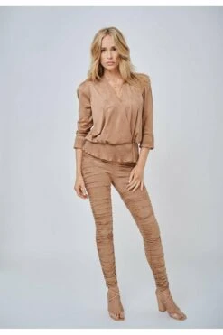 Yan Neo London The Hebe Camel Ruched Suede-look Leggings -Liquorish || Yumi Shop p9ieEcM1 6222