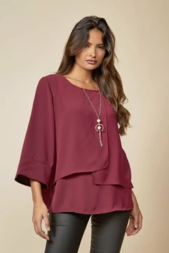Hoxton Gal Layered Top 3/4 Sleeve With Necklace
