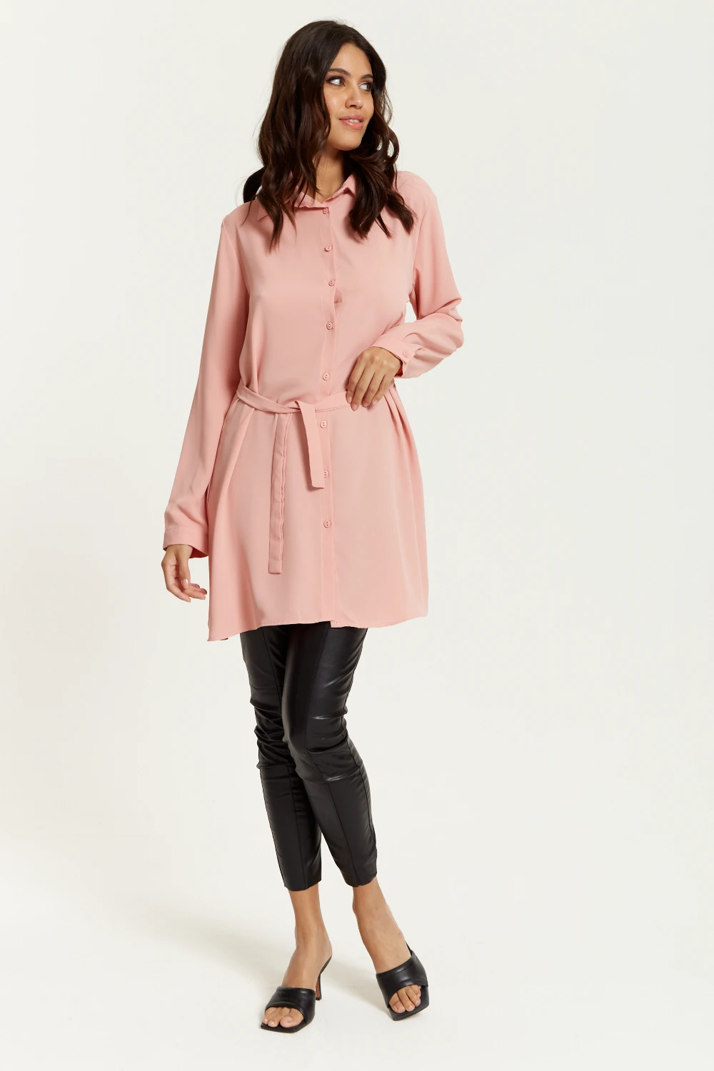 Hoxton Gal Oversized Shirt Tunic With Long Sleeves In Pink 3 Hoxton Gal Oversized Shirt Tunic With Long Sleeves In Pink