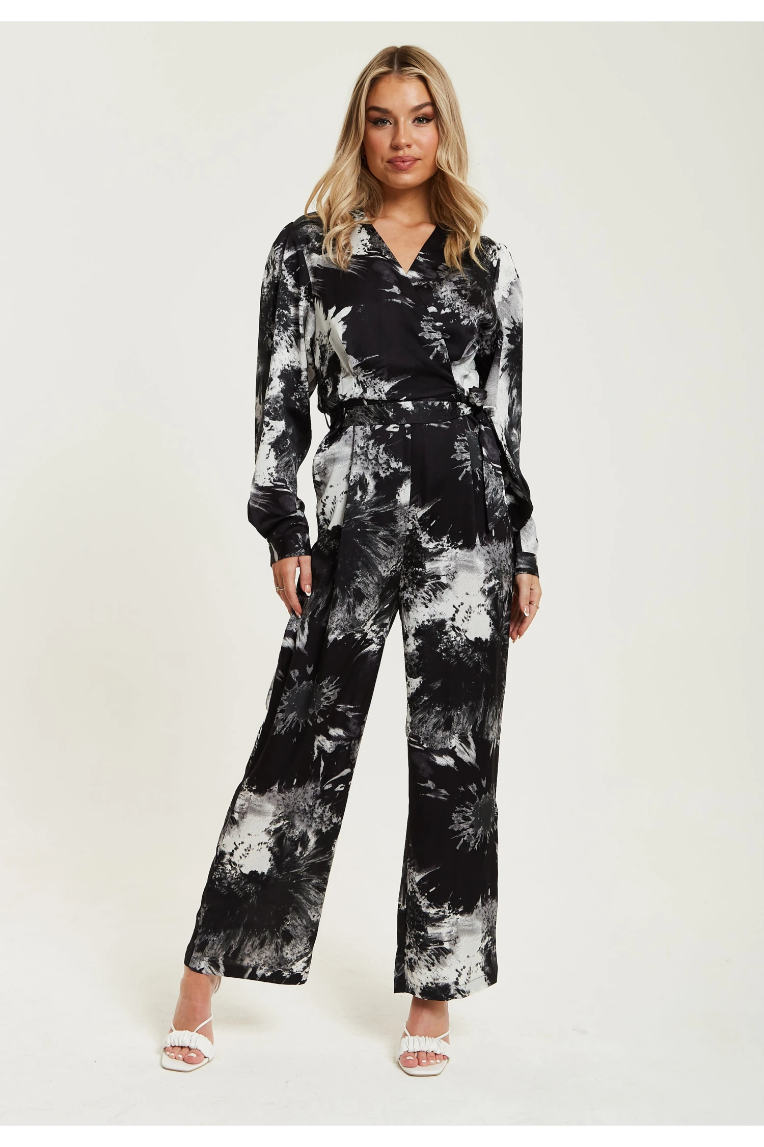 Liquorish Mono Abstract Print Jumpsuit With Long Sleeves 3 Liquorish Mono Abstract Print Jumpsuit With Long Sleeves